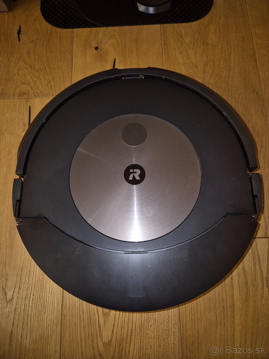 iRobot Roomba Combo j9+ s mopom