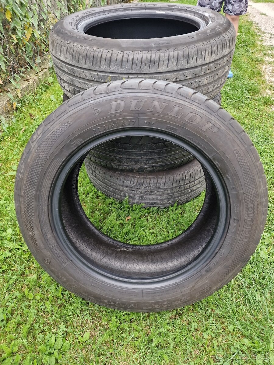 Predám pneumatiky Pirelli 225/60 R17 letné RUN FLAT