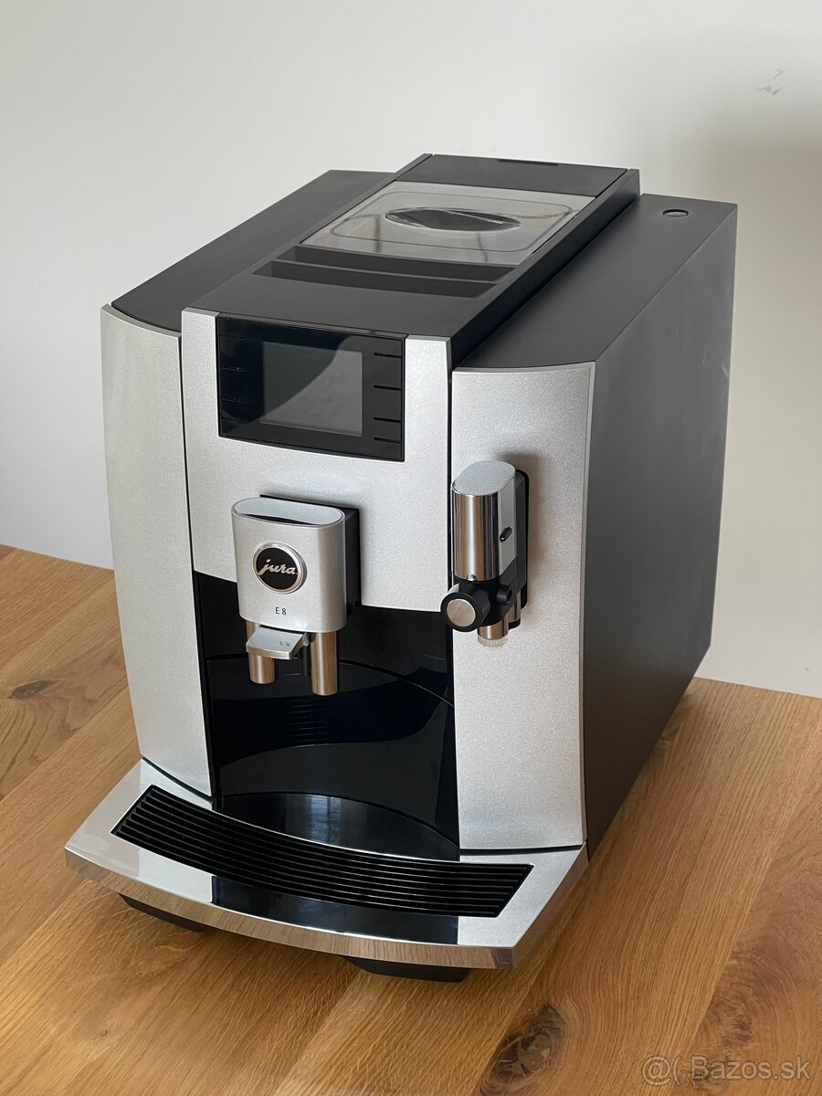 Jura E8