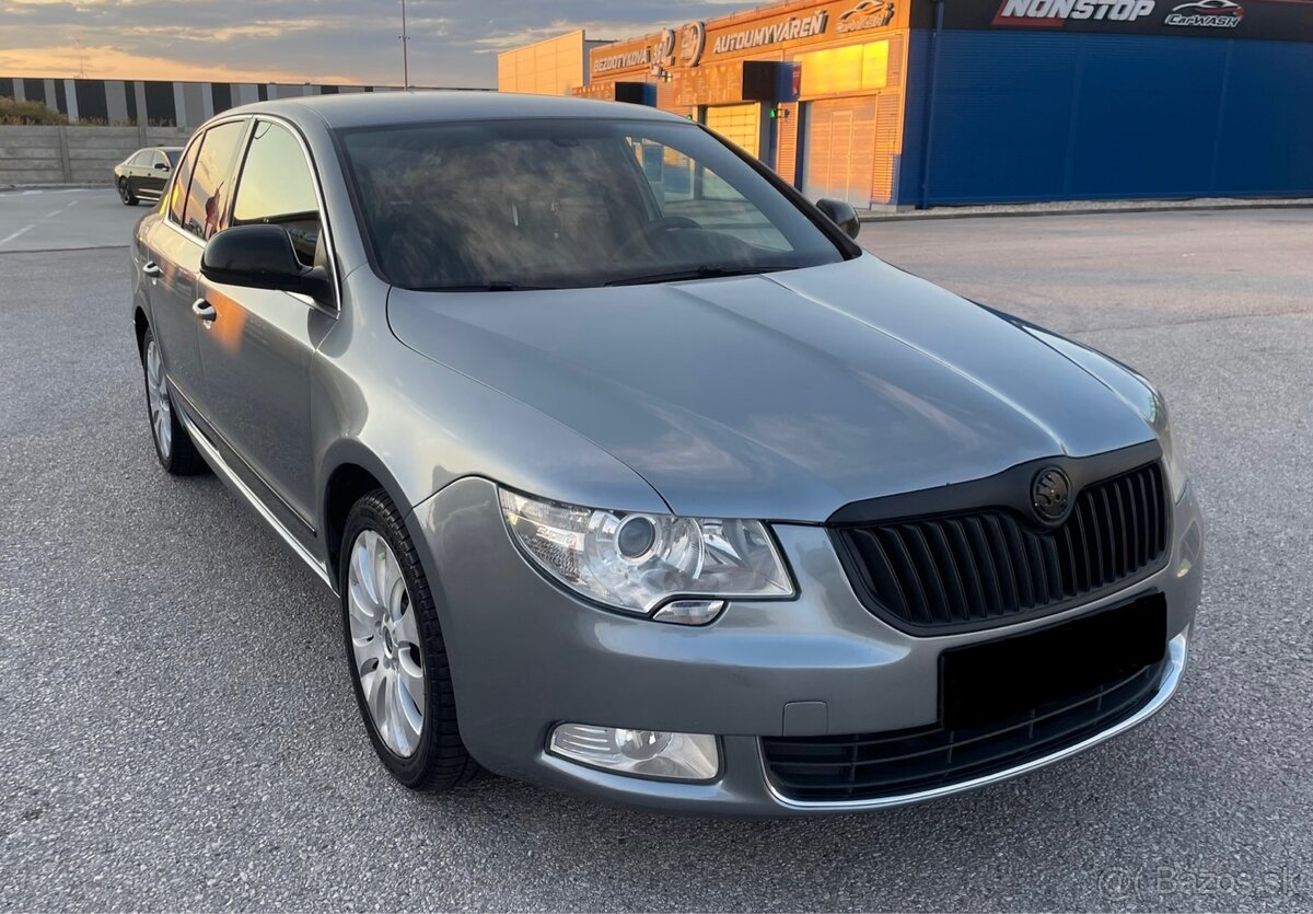 Škoda Superb 2 1,9 TDI (77kw) Sedan