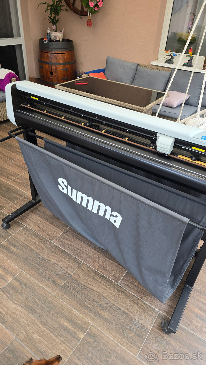 Rezací ploter Summa D120SE
