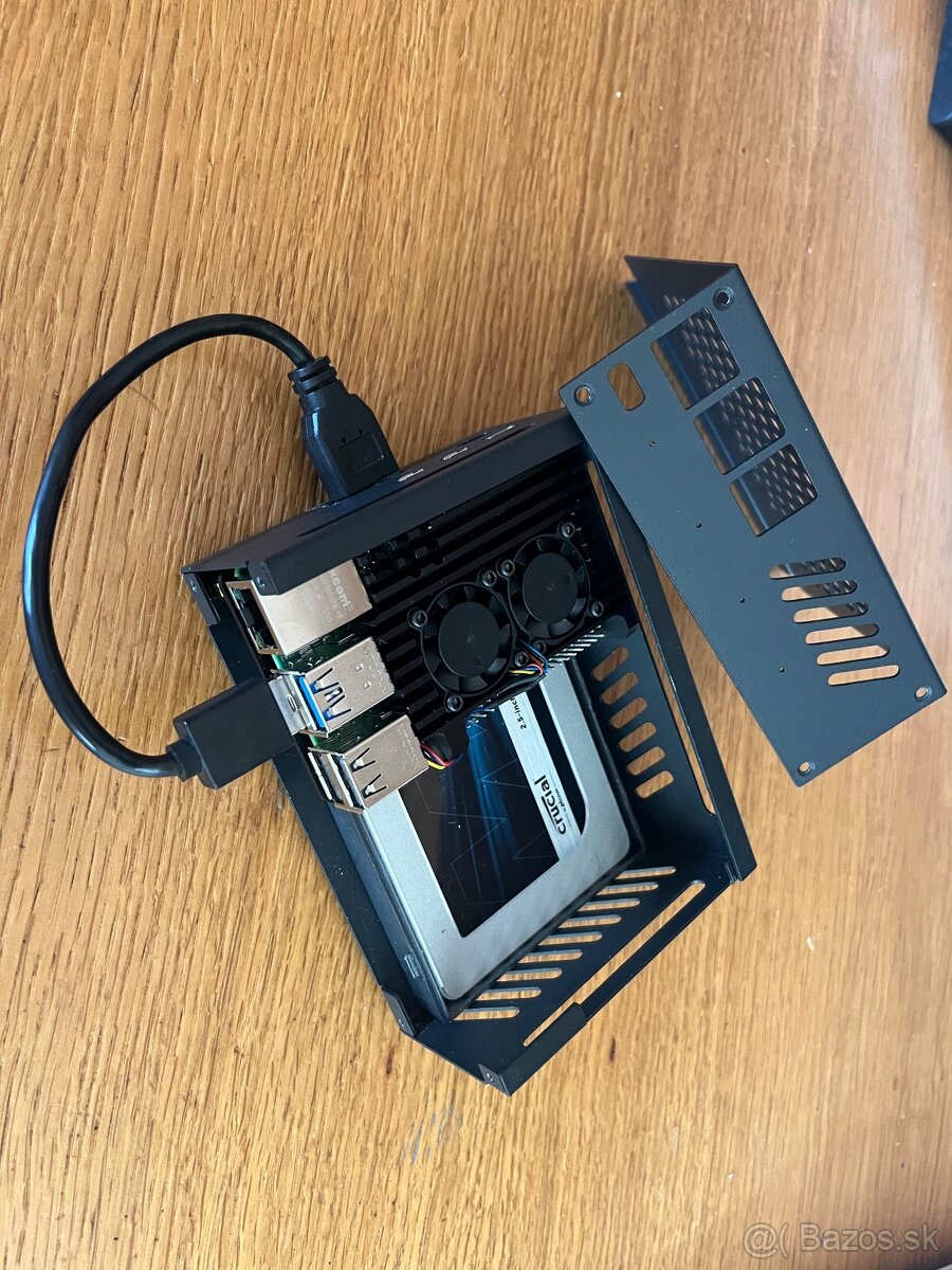 Raspberry Pi 5 a SSD disk 1TB v krabičke