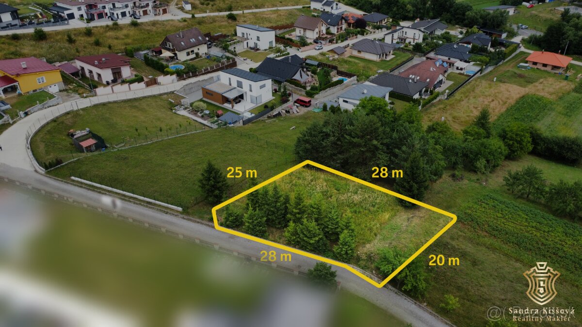 STAVEBNÝ POZEMOK, SVEREPEC, POVAŽSKÁ BYSTRICA, NA PREDAJ