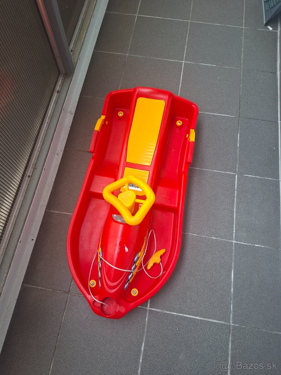 Boby s volantom do snehu