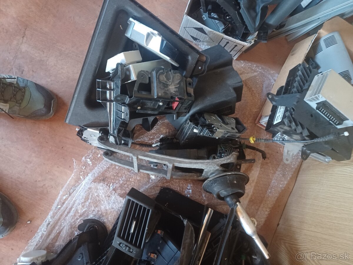 Diely súčiastky na bmw x3 e83