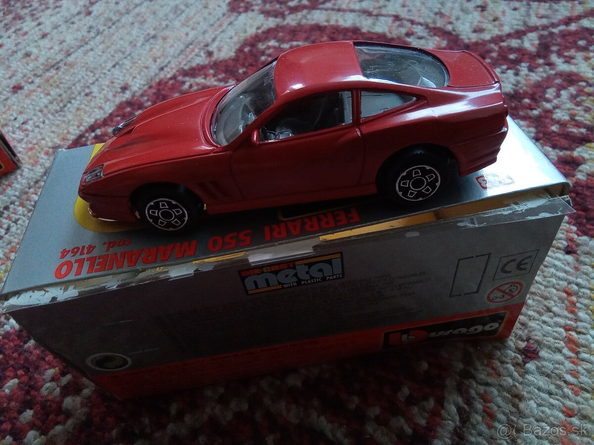 Retro kovové autíčka