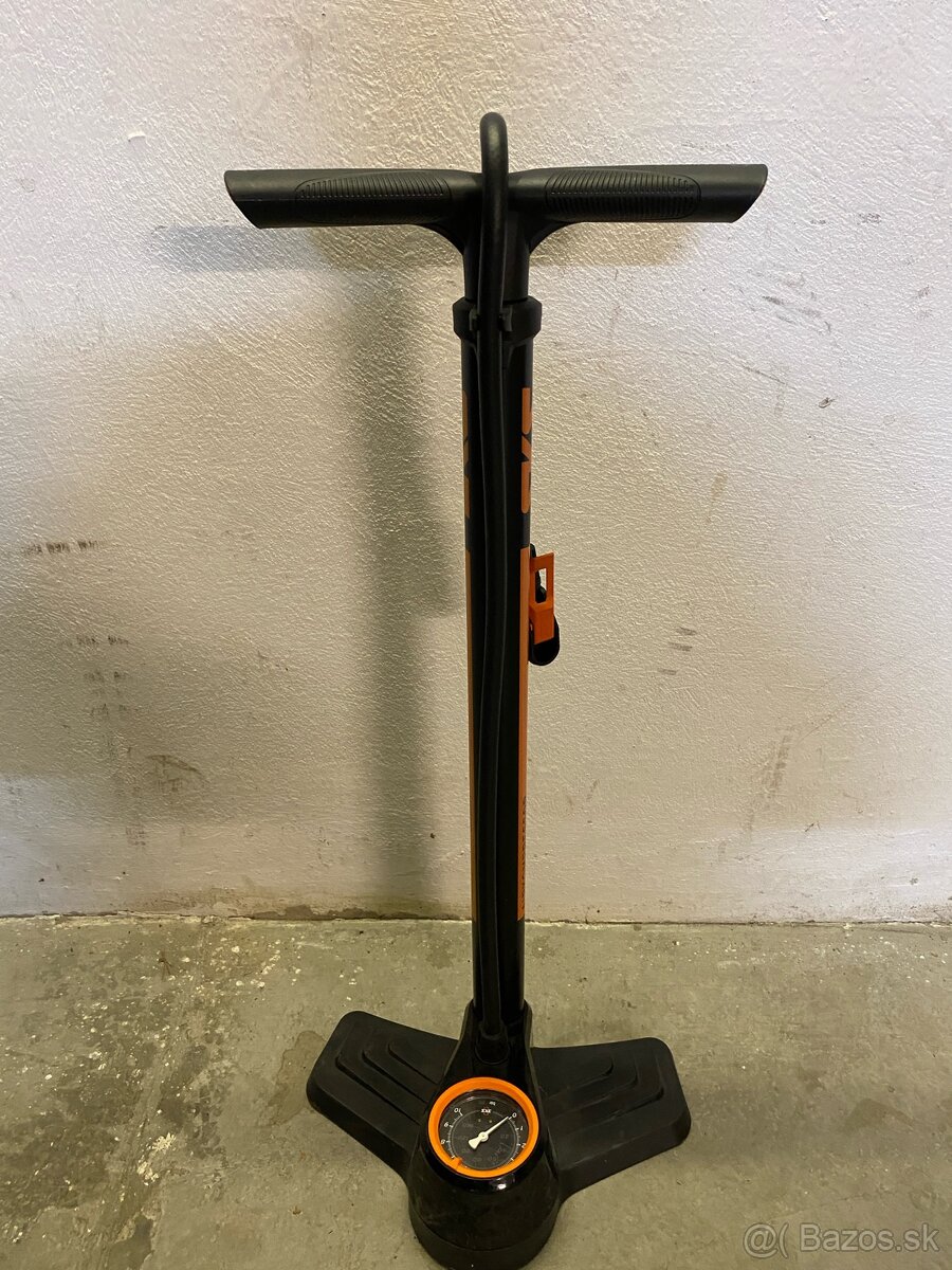 SKS - pumpa Airkompressor Compact 10.0