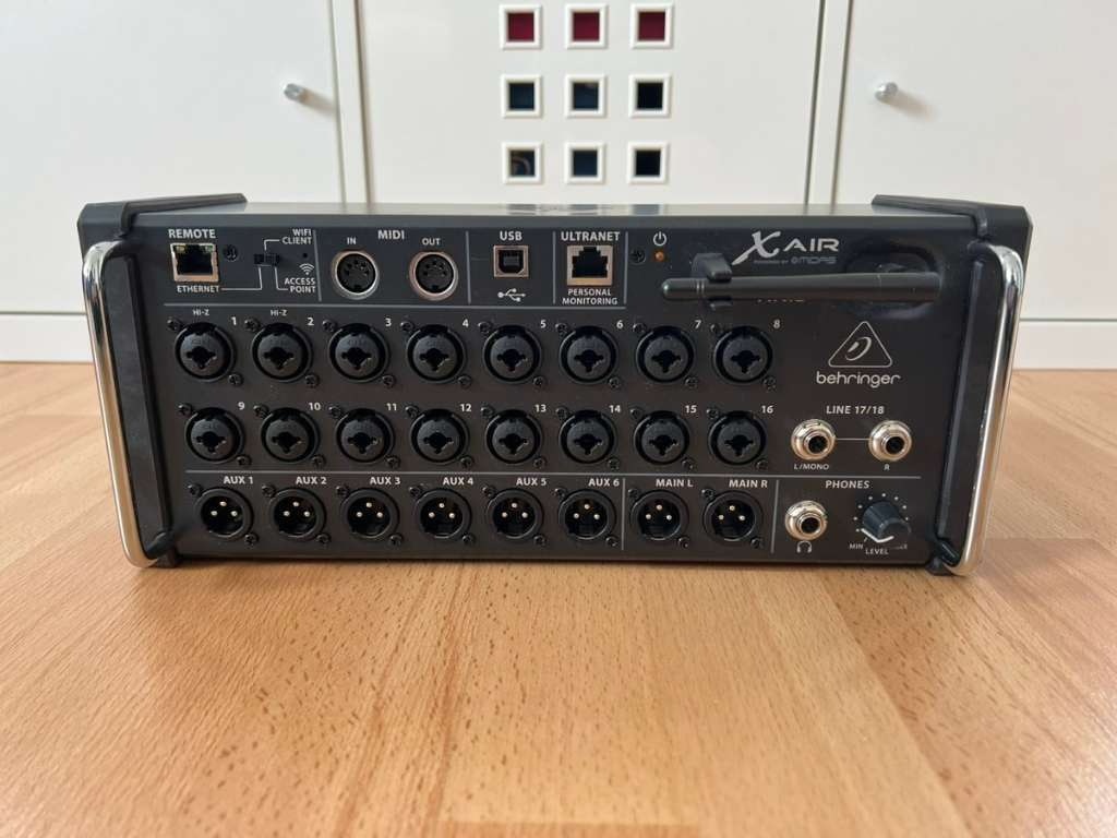 Behringer X Air XR18 Bag Bunde