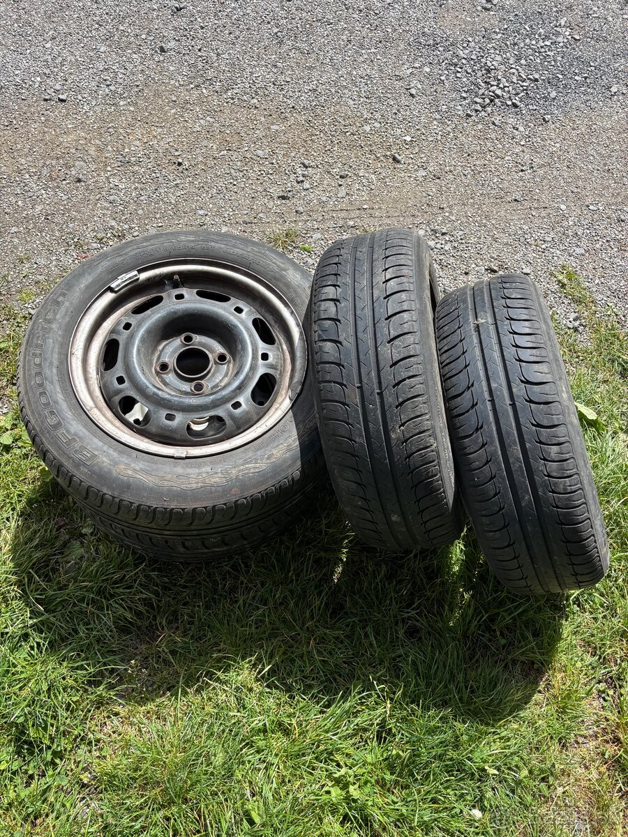 Predam plechove disky r 14 na Volkswagen
