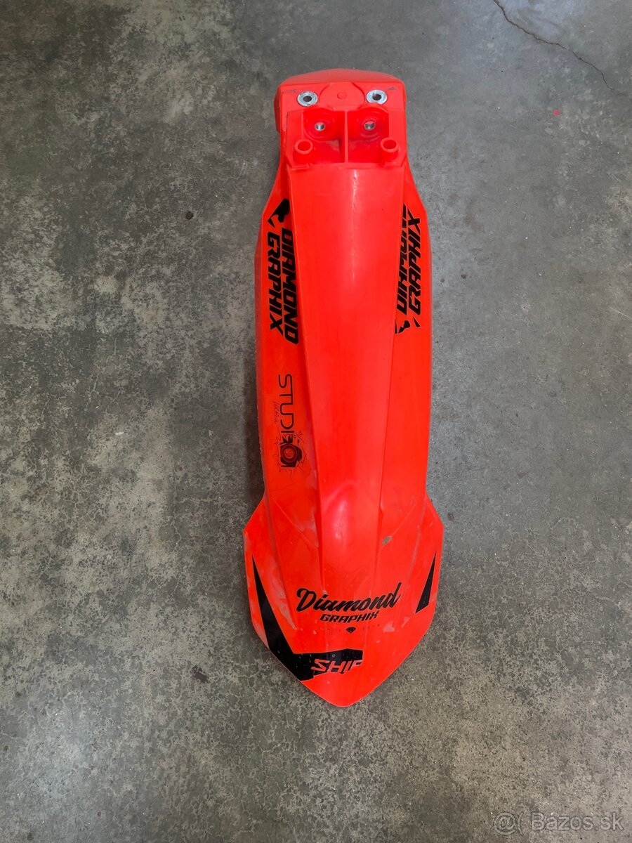 Predám predný blatník na ktm sx 125 2018