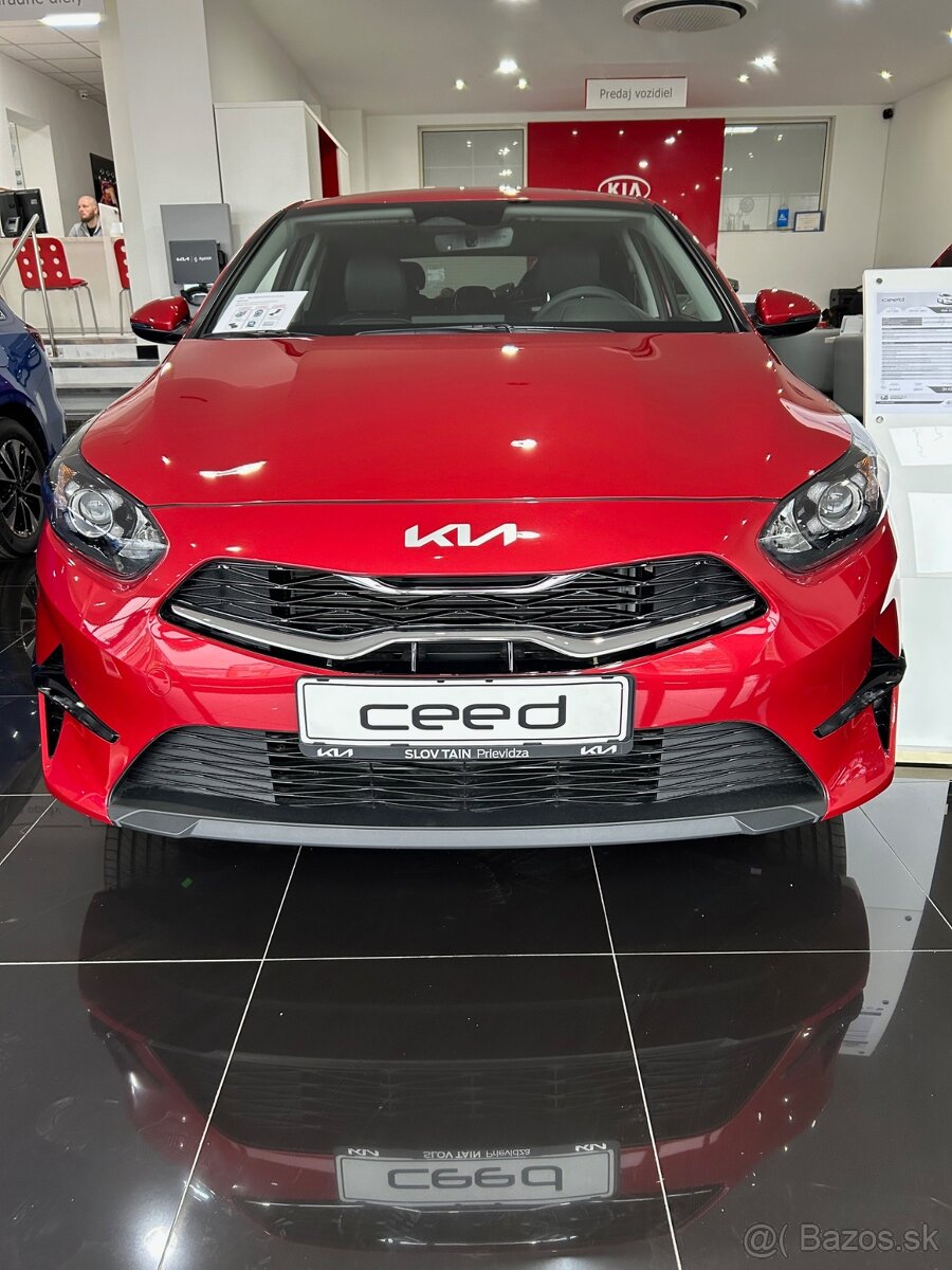 KIA Ceed 1,5 T-GDi 7DCT GOLD Gold+ MY25