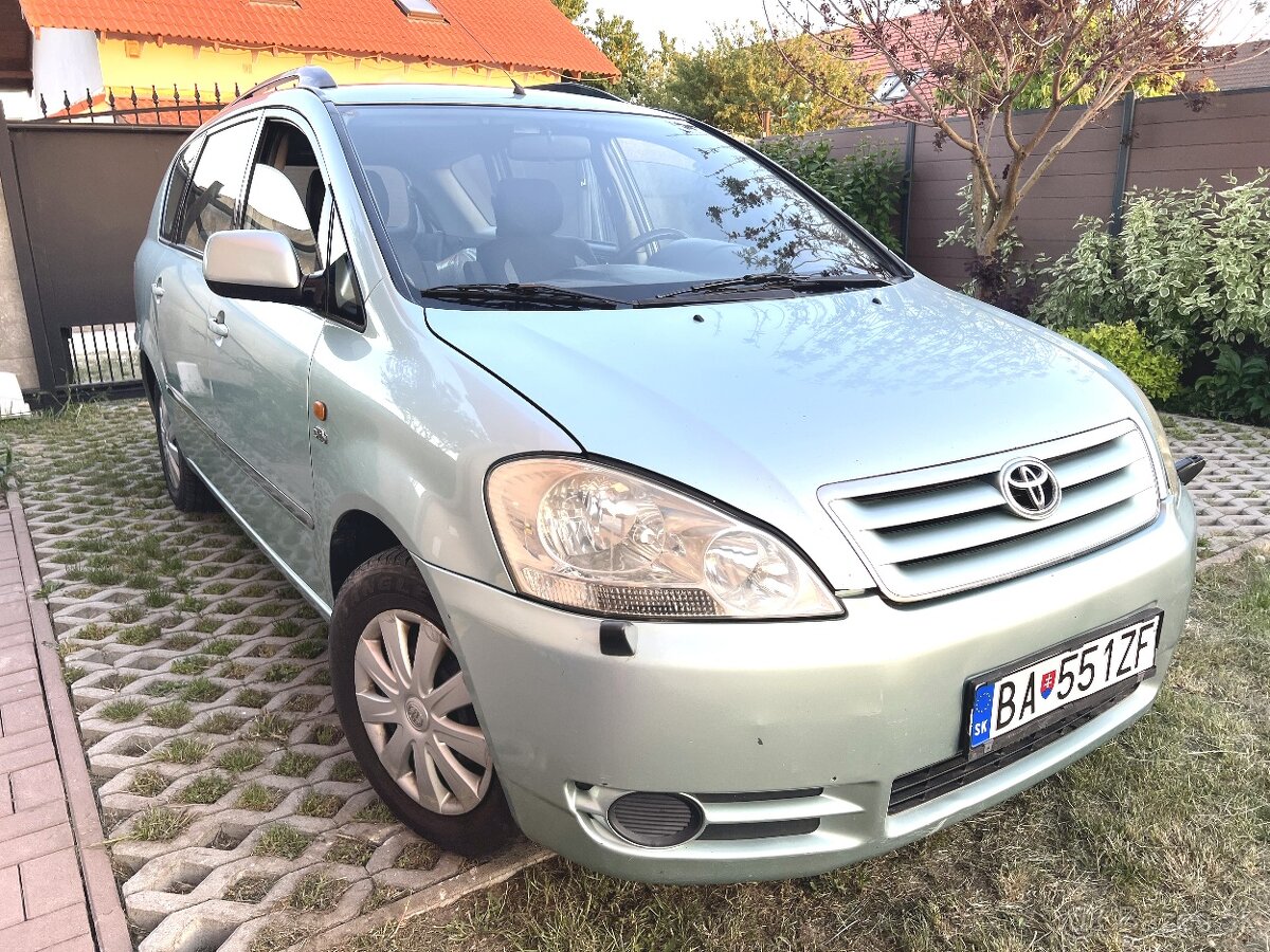 Toyota Avensis Verso 2.0 D-4D