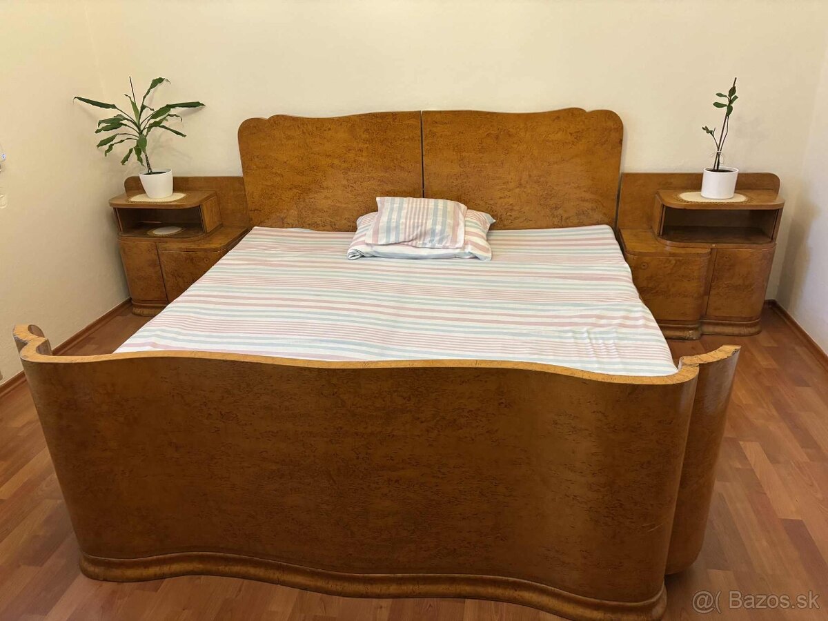 Starodávna spálňa