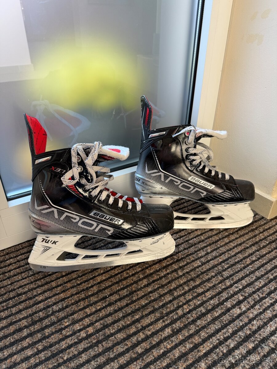 Korčule Bauer Vapor x 3.7 veľkosť 9,5