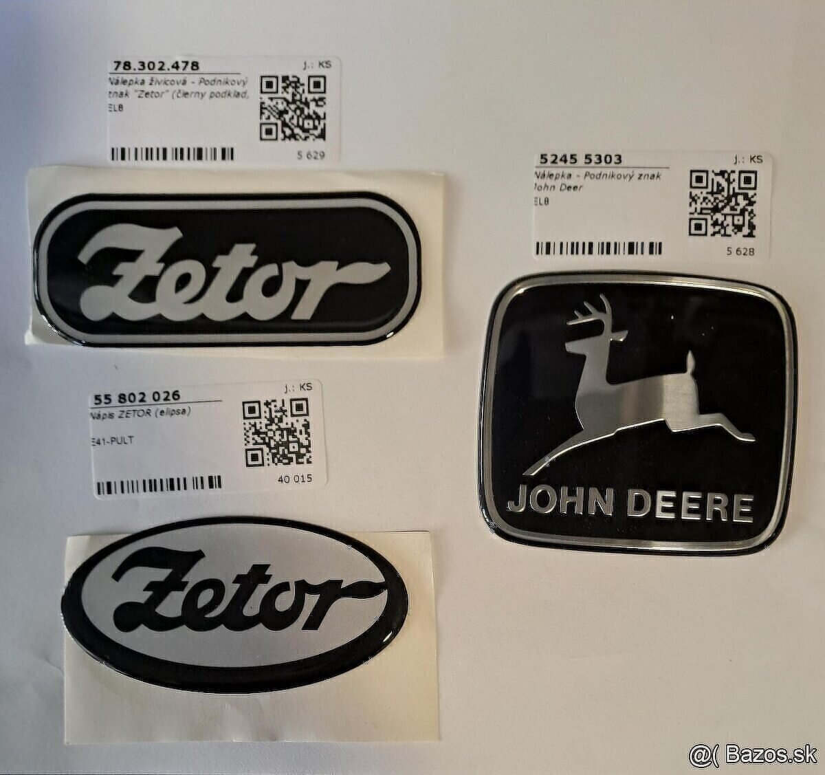 podnikový znak ZETOR a John Deer -