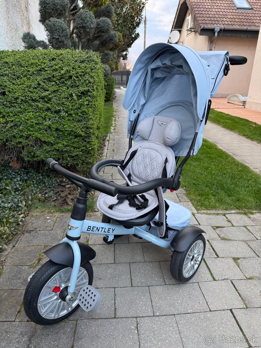 Bentley trojkolka