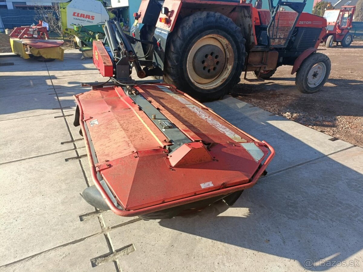 2,6m Kosačka KVERNELAND PZ -sklopná za traktor