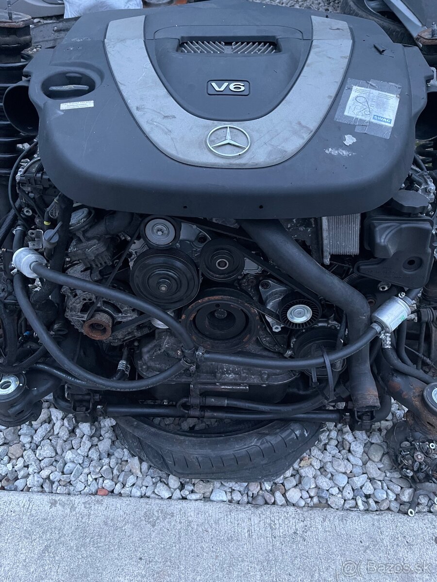 Motor m272 3.5 benzin na diely alebo v cielku