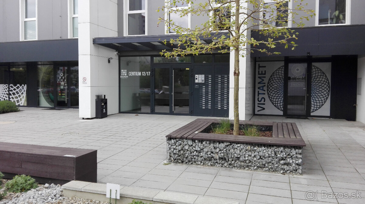 Na prenájom 1-izb. zariadený byt v centre mesta PB