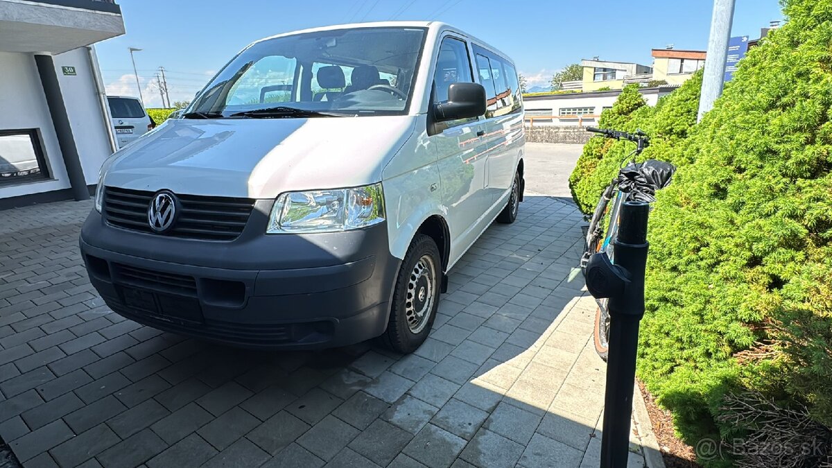 Volkswagen t5 1.9tdi 9 miestne