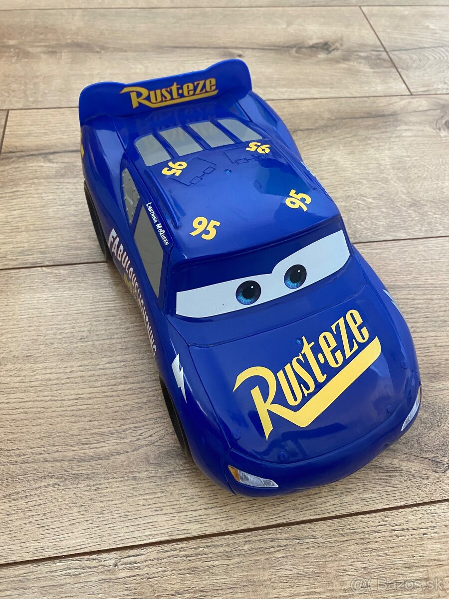 Auta Cars a hot wheels - monster track