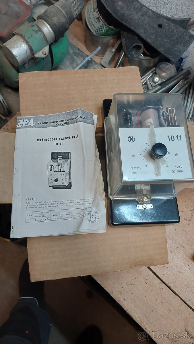 Relé TD 11
