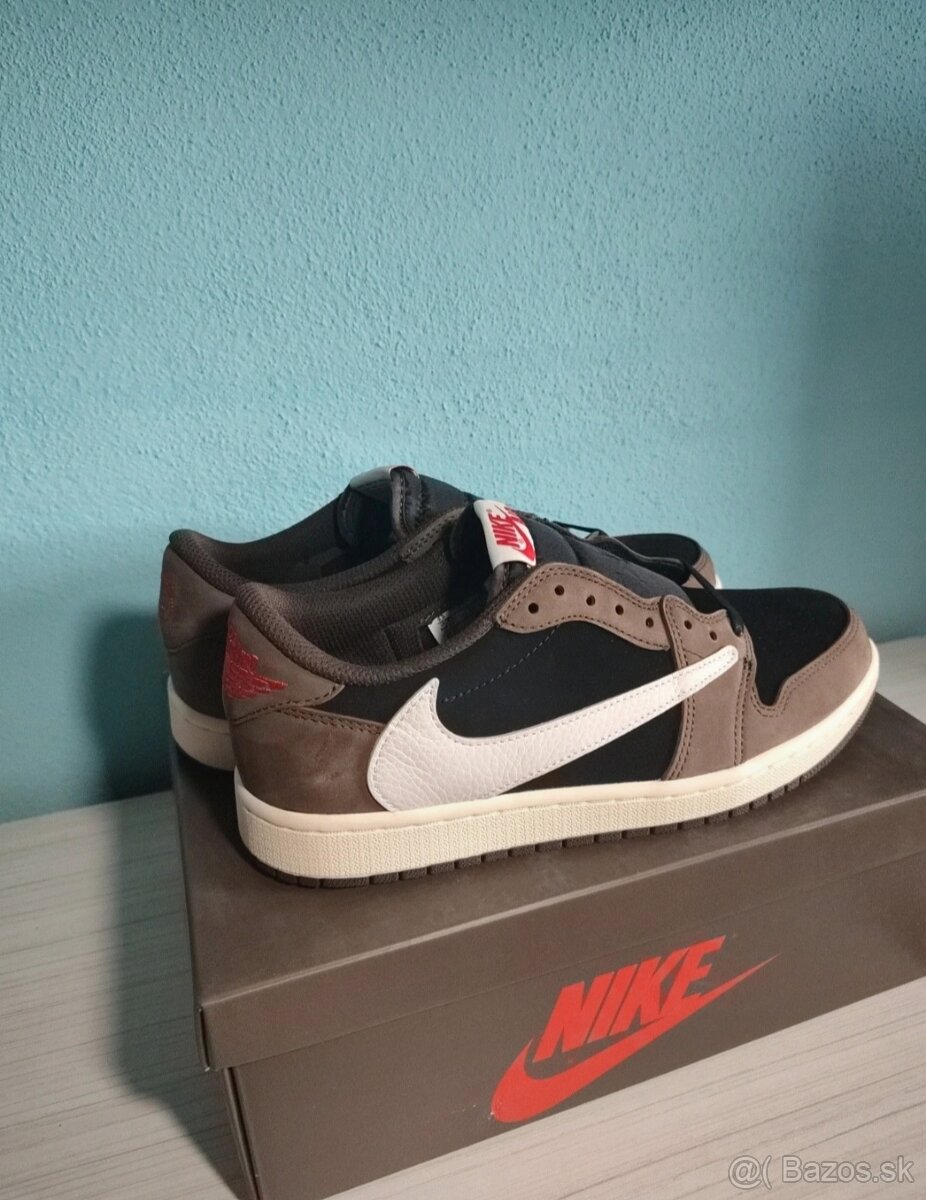 Jordan 1 Retro Low OG SP Travis Scott Mocha