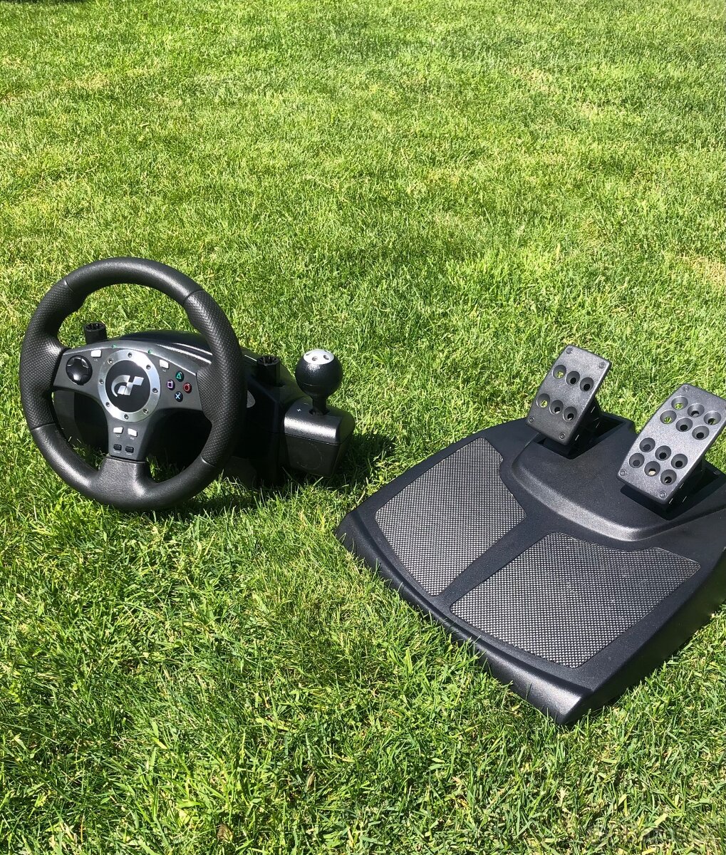 Logitech driving force GT