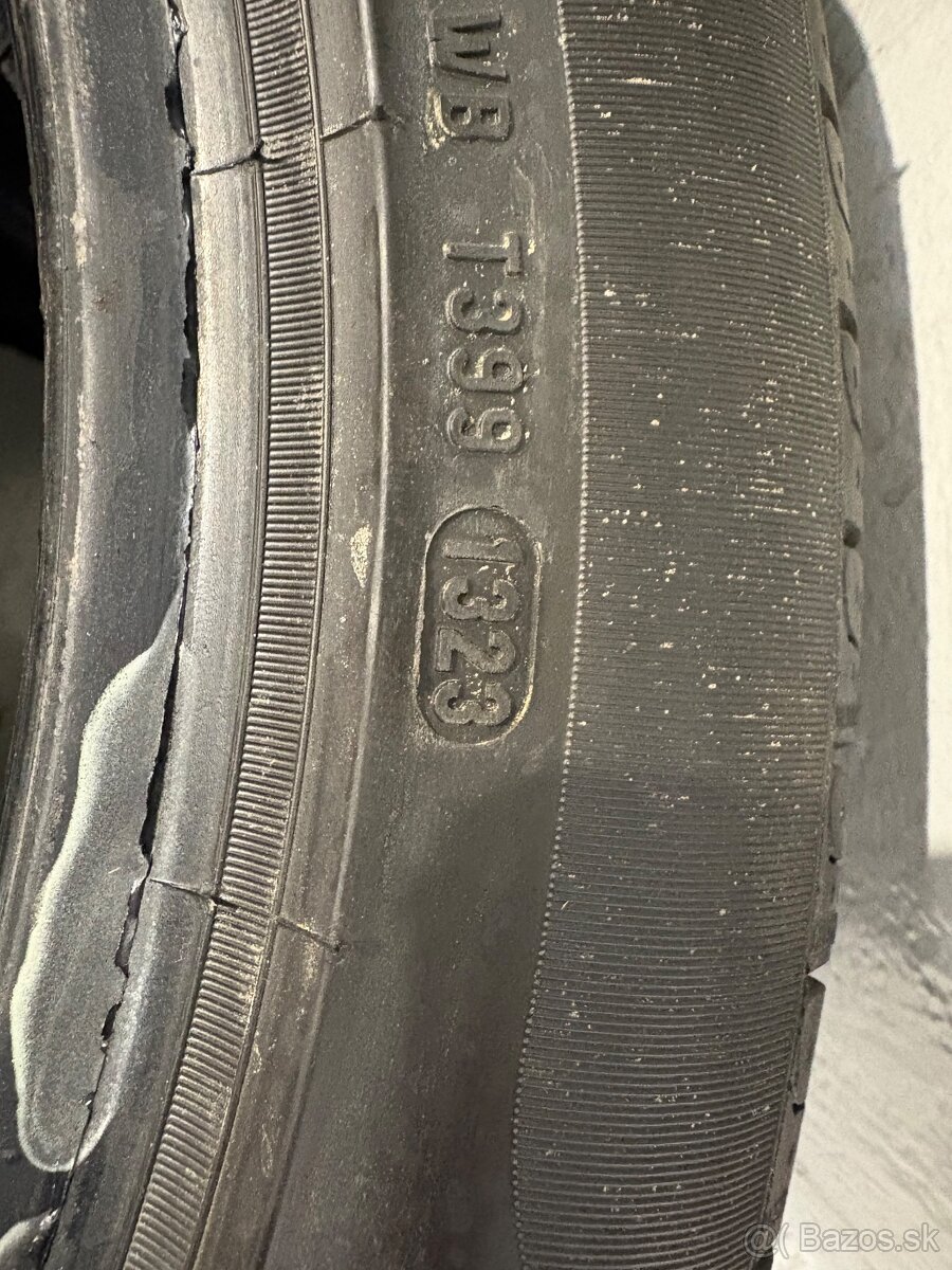Pirelli p7 245/45 R 18