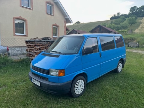 Volkswagen T4 9 miestne