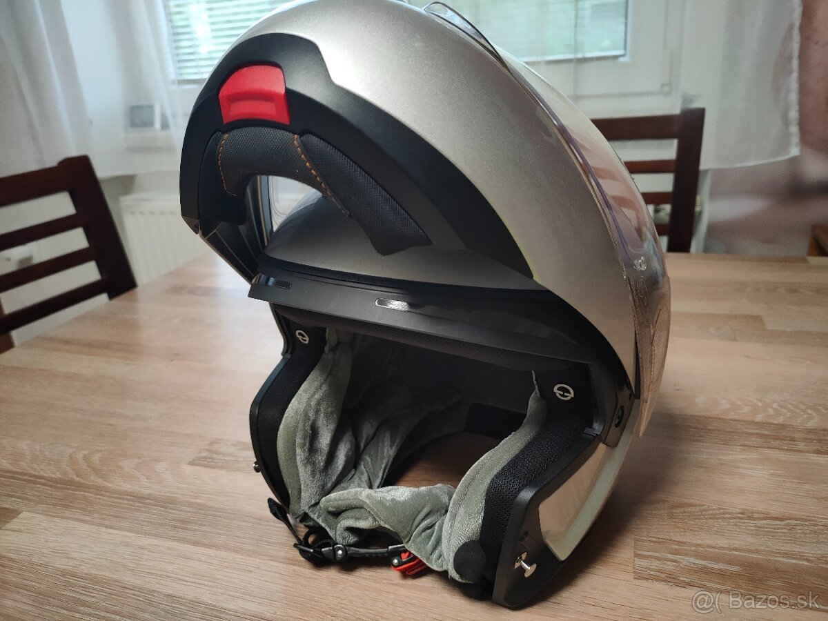Schuberth C4 Pro (velikost L 59 cm)