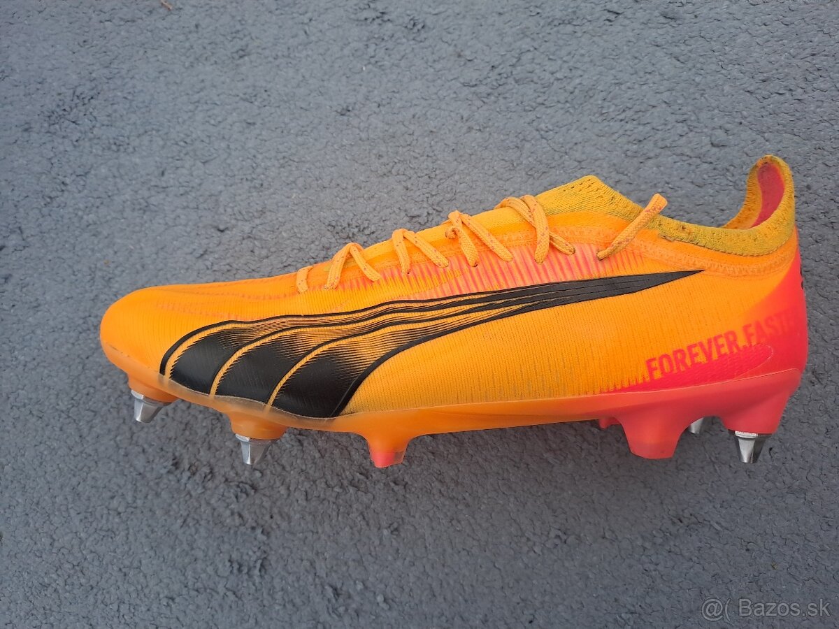 Predám kopačky lisáky / šróby najvyššiu radu PUMA