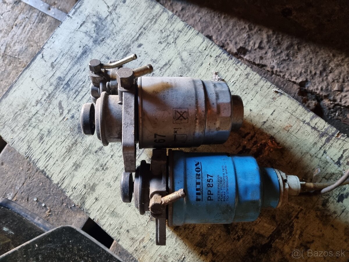 Držiak palivivého filtra NISSAN PATROL Y60 Y61