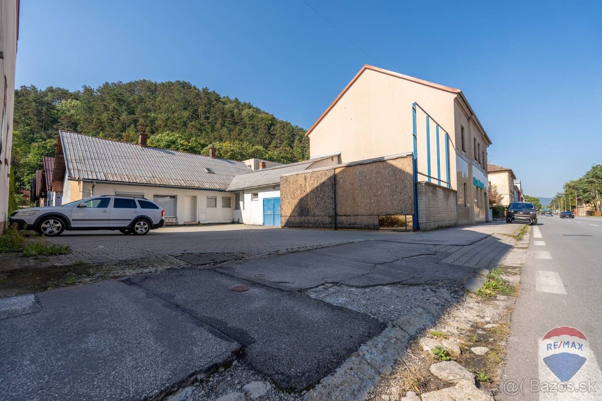 Polyfunkčná budova v centre mesta