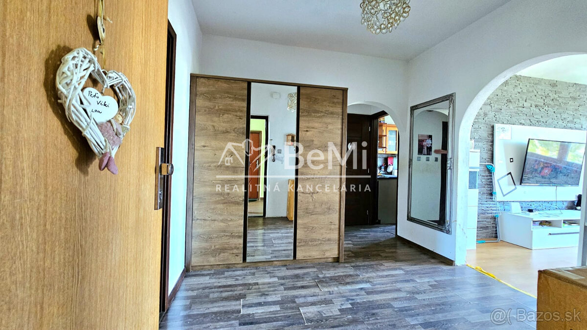 3-IZBOVÝ BYT S BALKÓNOM BREZNO-MAZORNÍKOVO - NA PREDAJ