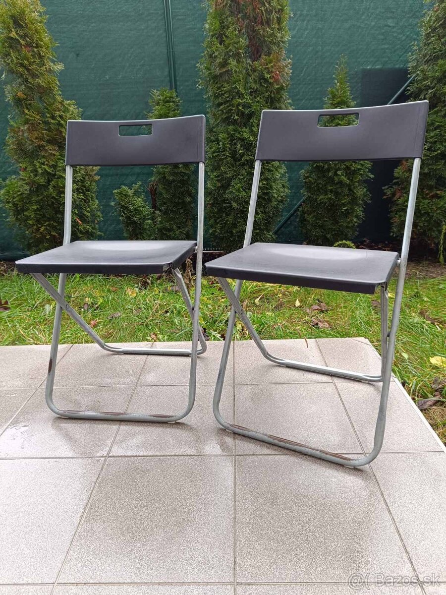 Predám 2 ks skladacích stoličiek