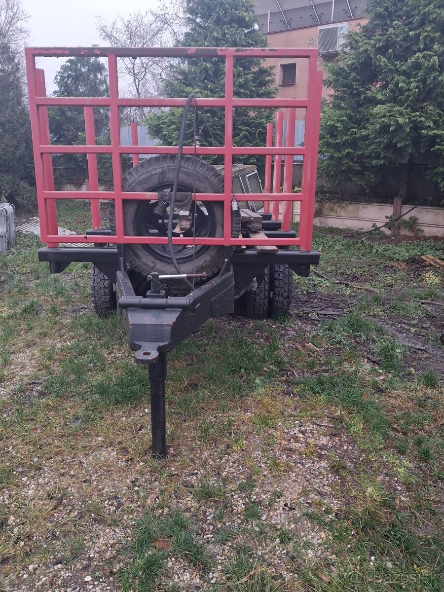 Vlečka,vyvozka,vlek