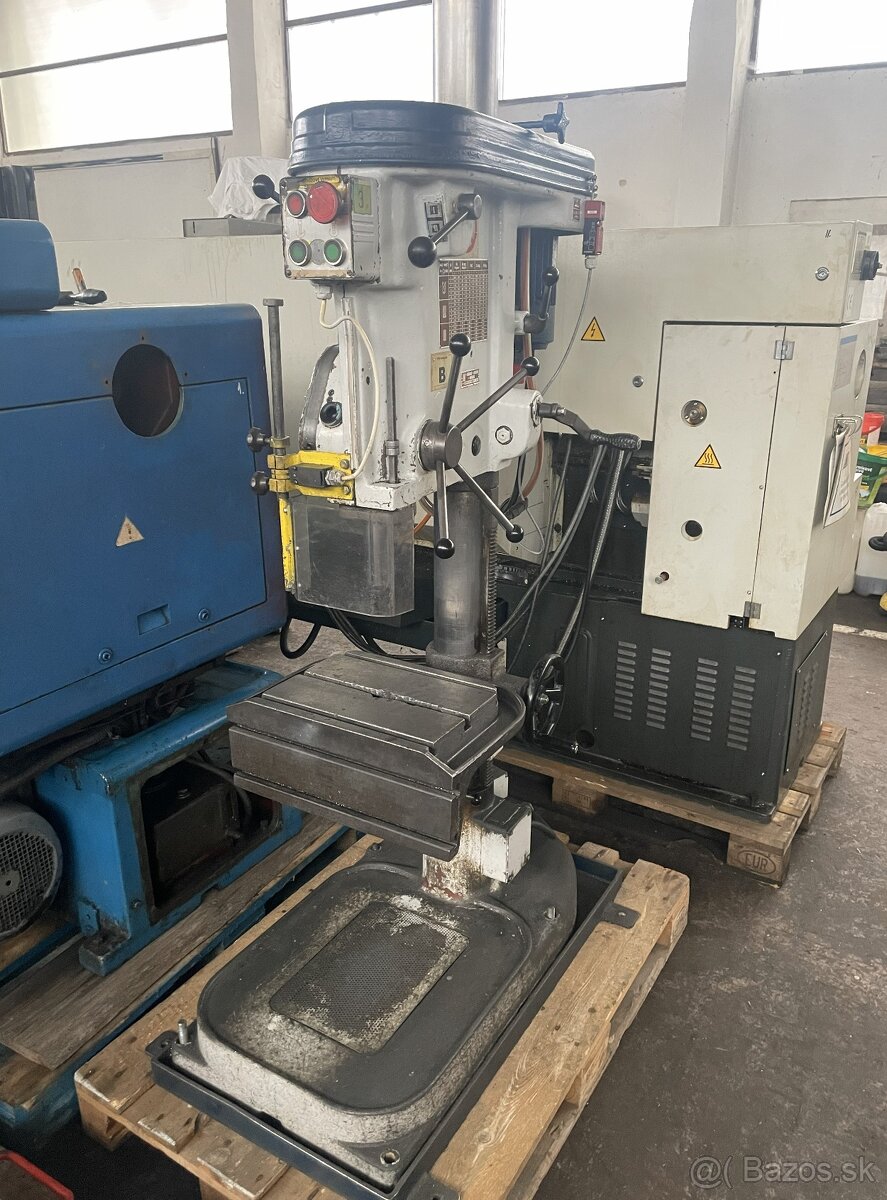 Vŕtačka stĺpová VS 20 B