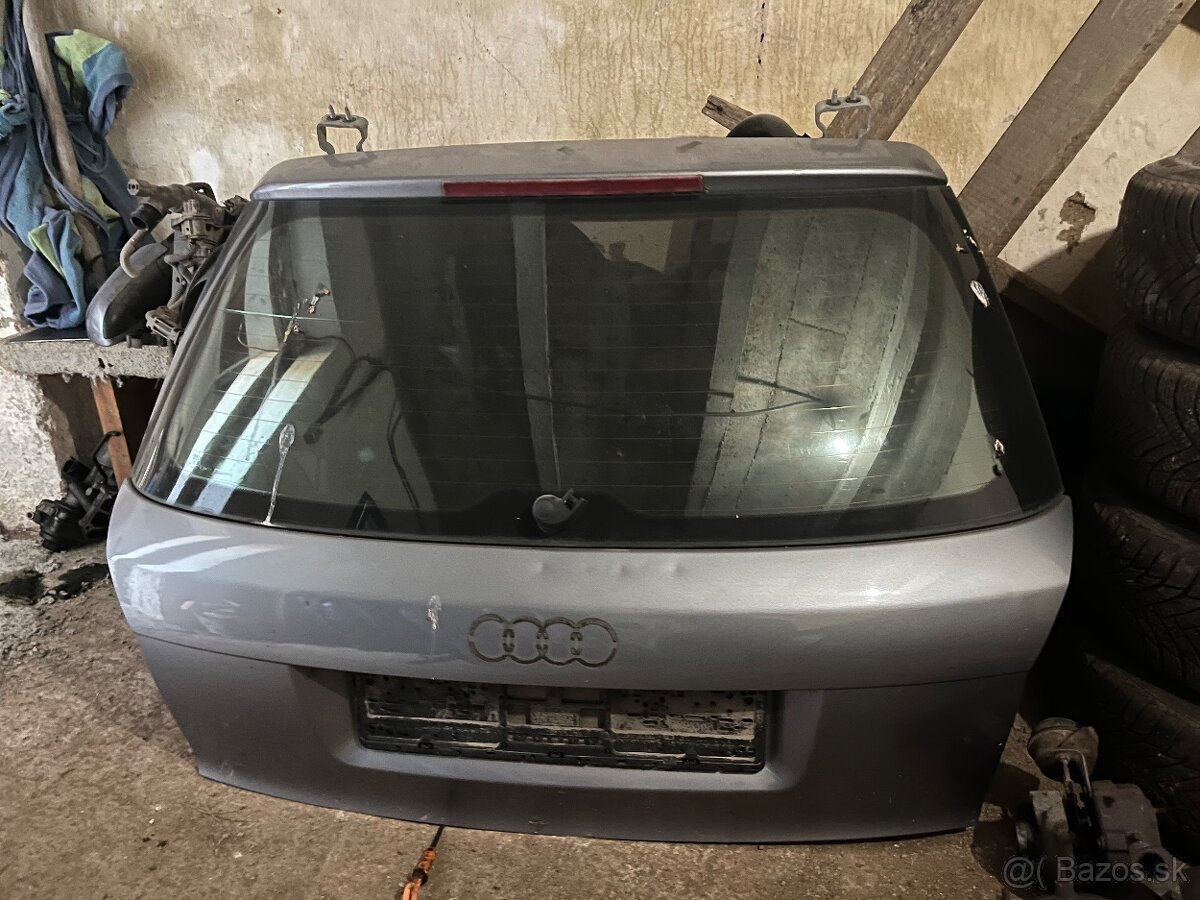 Audi a4 b6 kufor