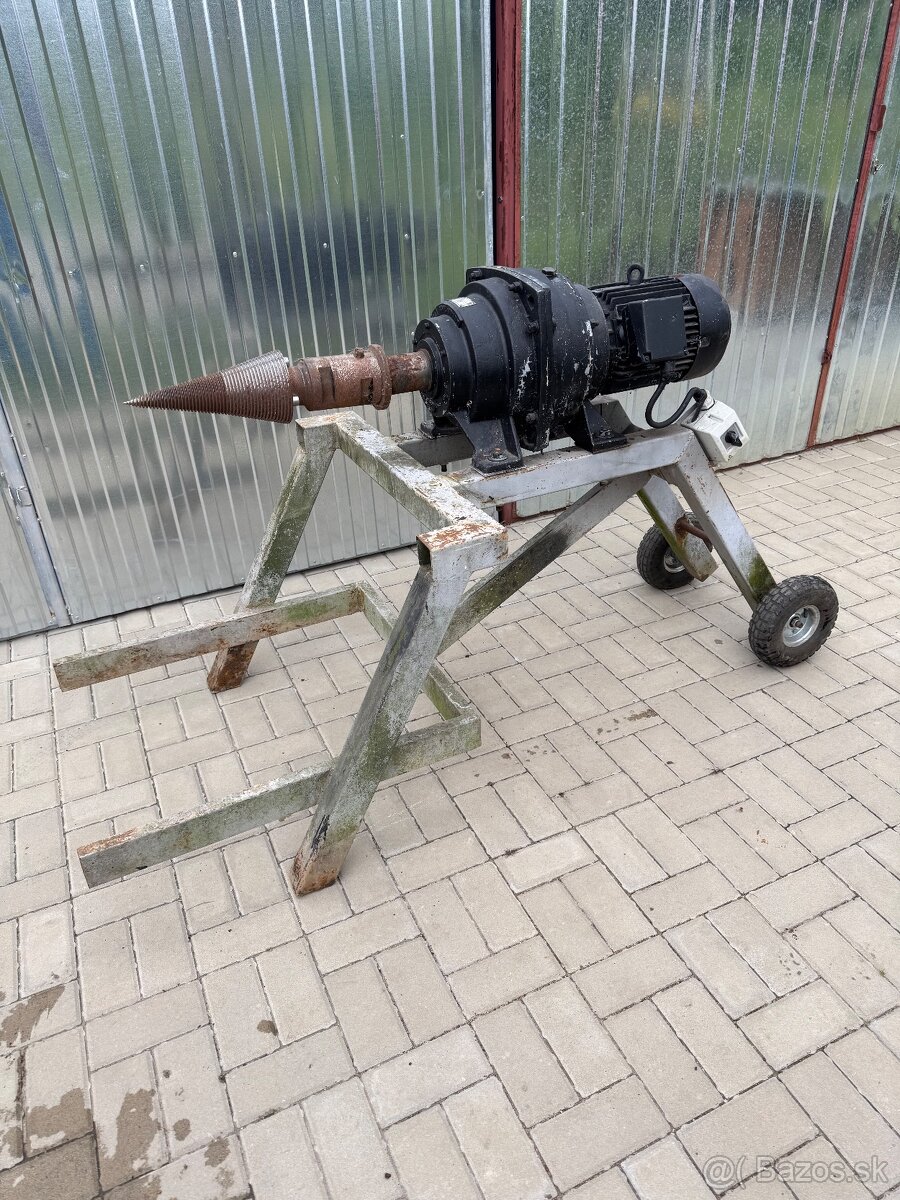 Stiepacka kalacka na drevo