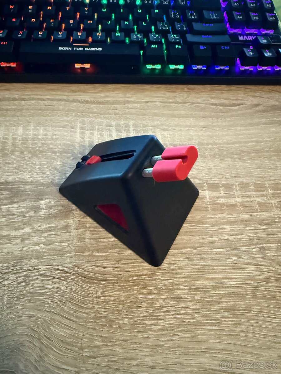 Drziak kablu na mys Zowie Camade