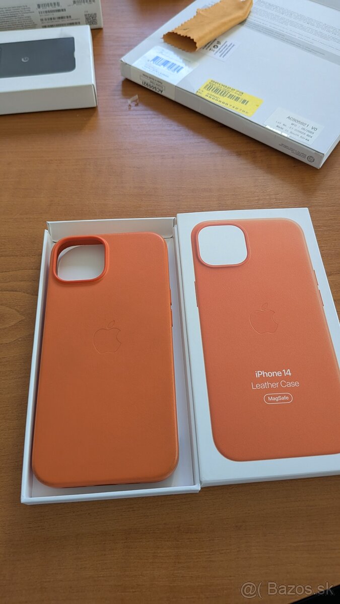 Iphone 14 originál kožený kryt