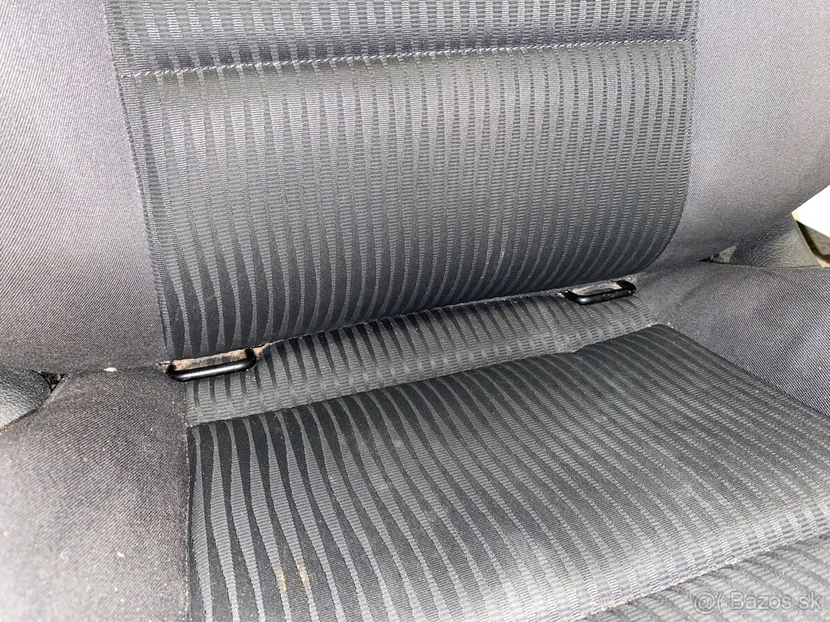 Isofix A4 B8