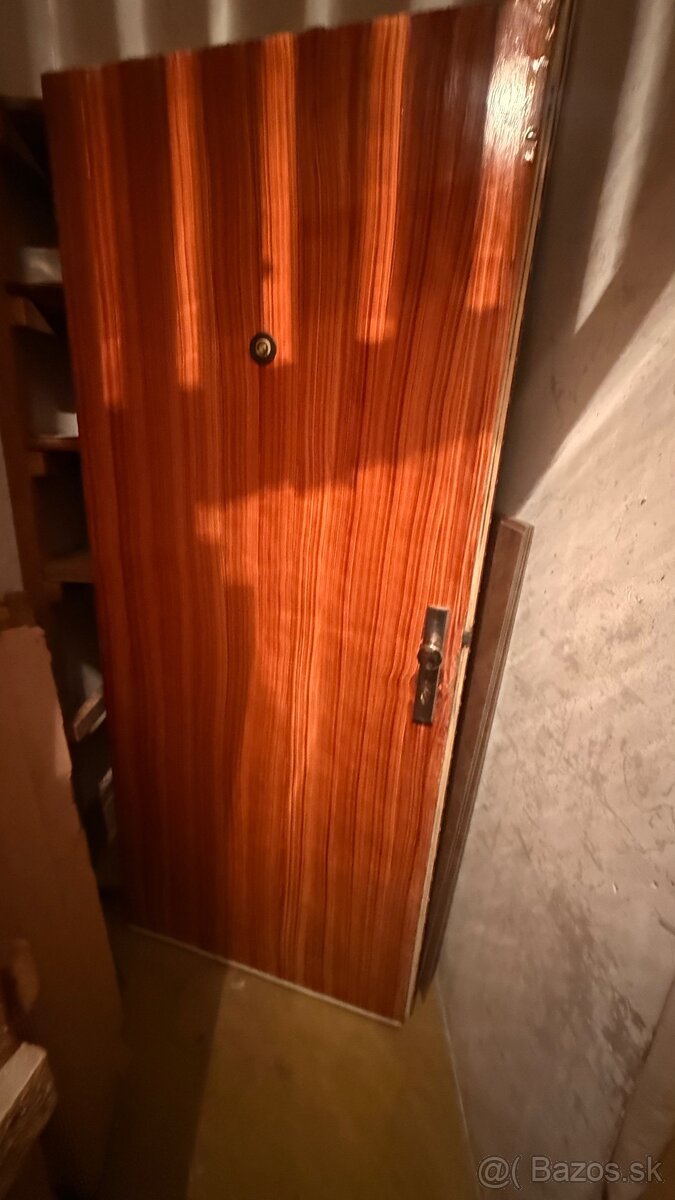 Vchodové dvere