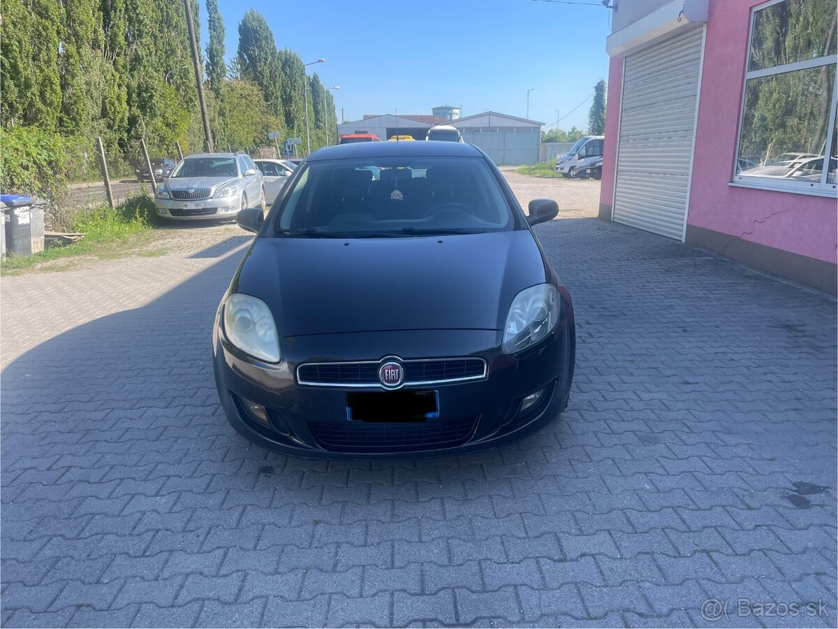 Bravo 1.6 jtd len na náhradné diely..