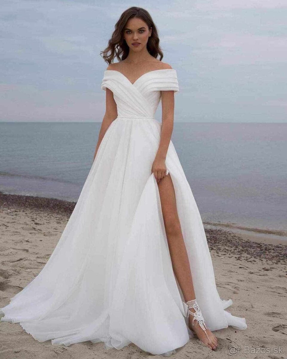 Predám nádherné hladké úplne nové svadobné šaty