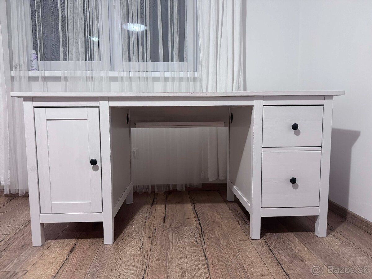 Písací stôl Ikea