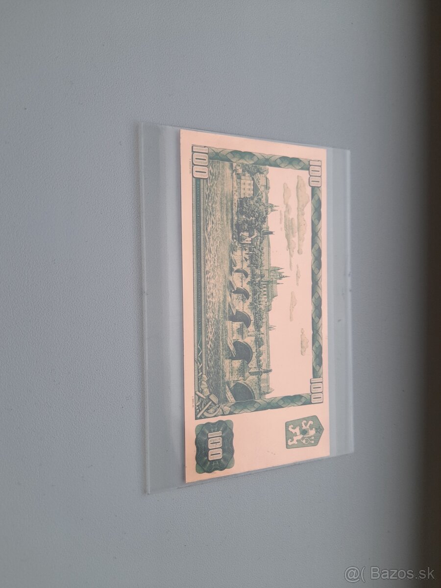 100 Kčs a 500 Kčs