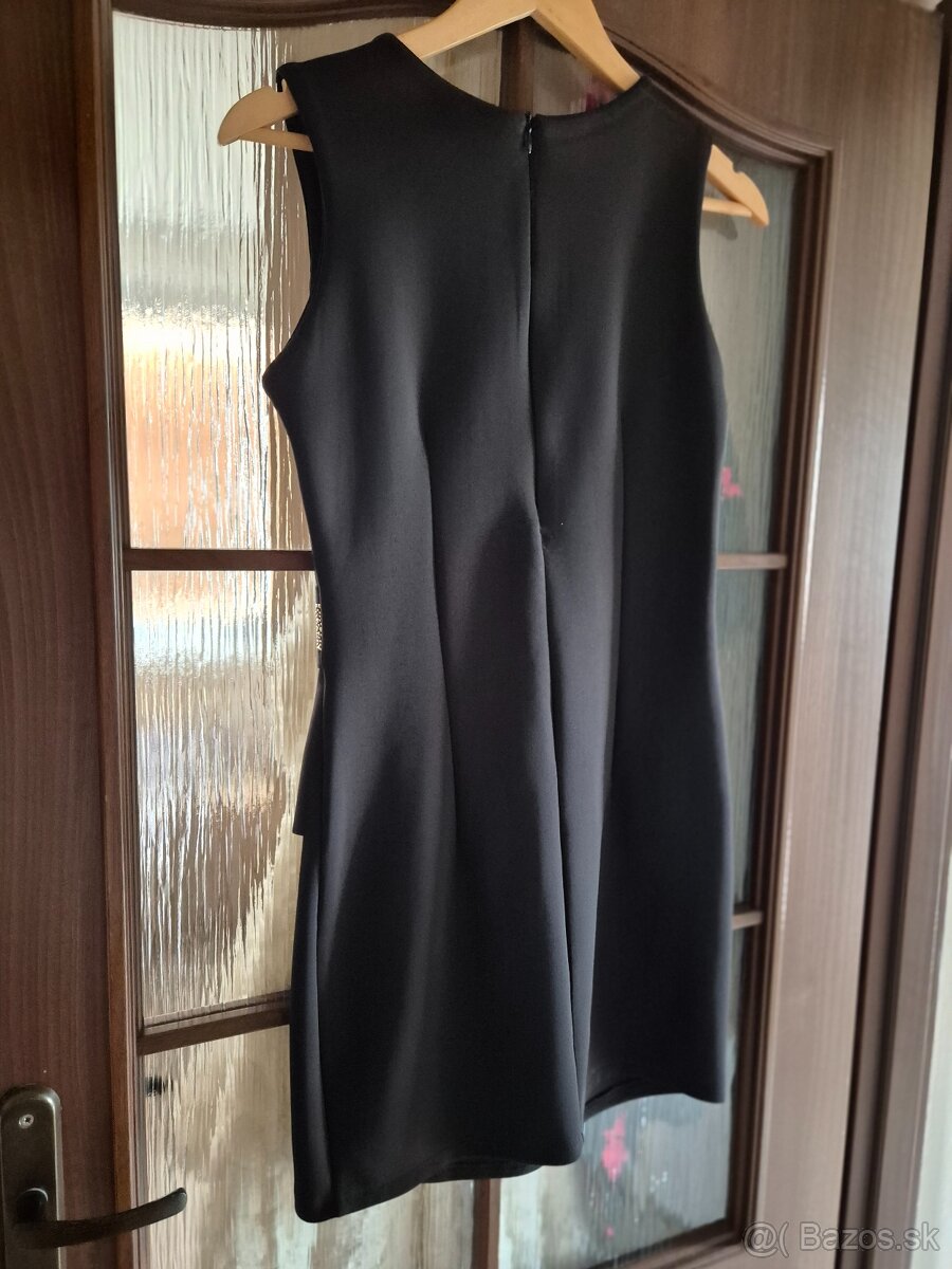 Damske spolocenske saty velkost m