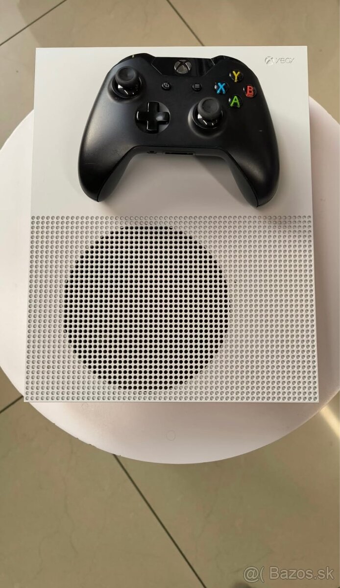 xbox one S 1 Tb